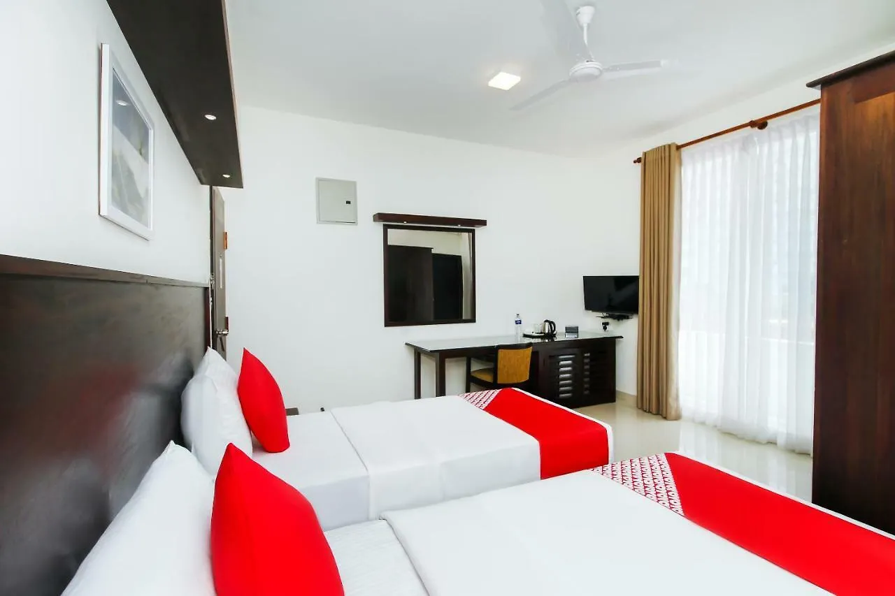 ***  Hotel Nelly Marine Colombo Sri Lanka