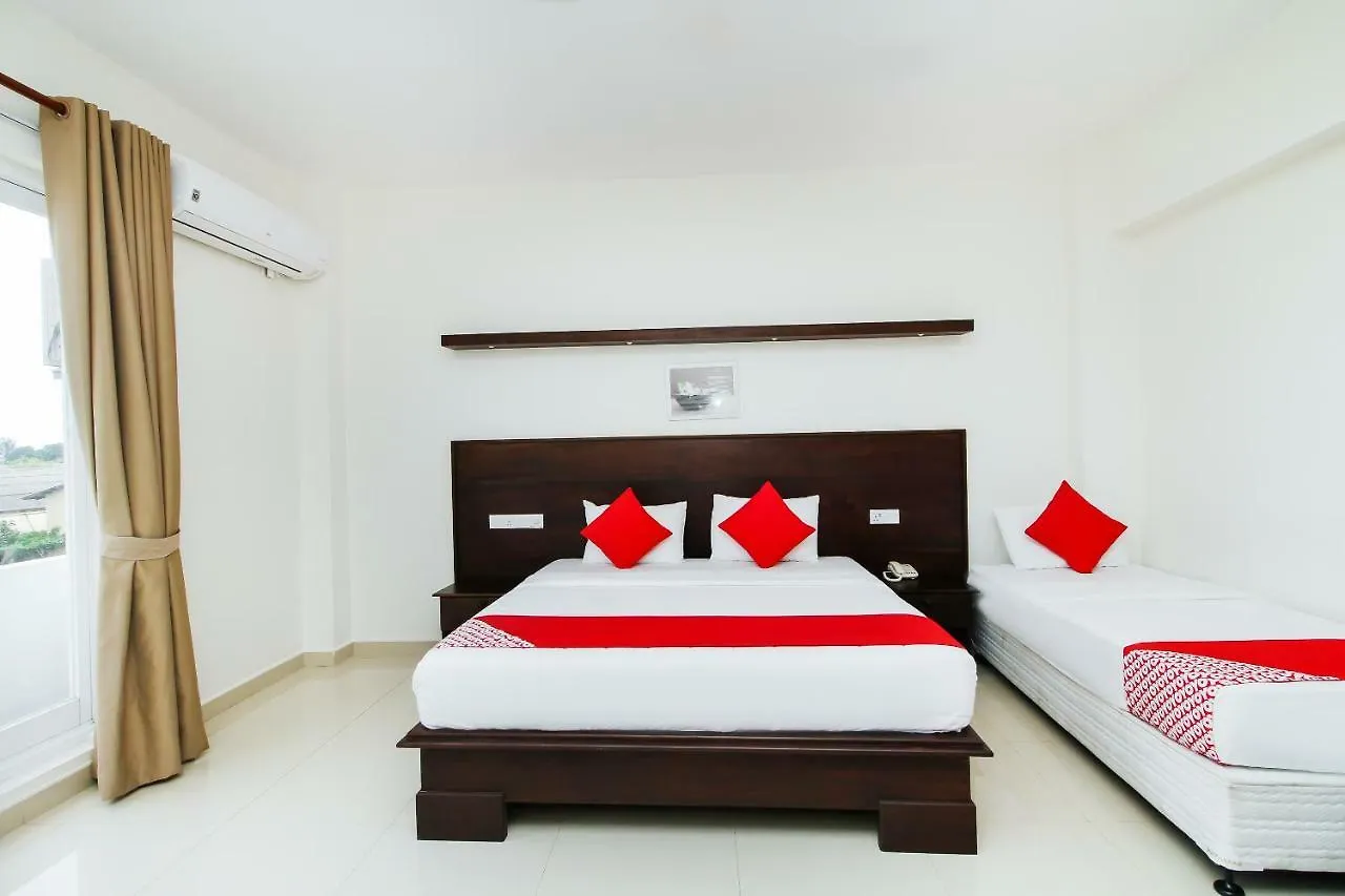 Hotel Nelly Marine Коломбо